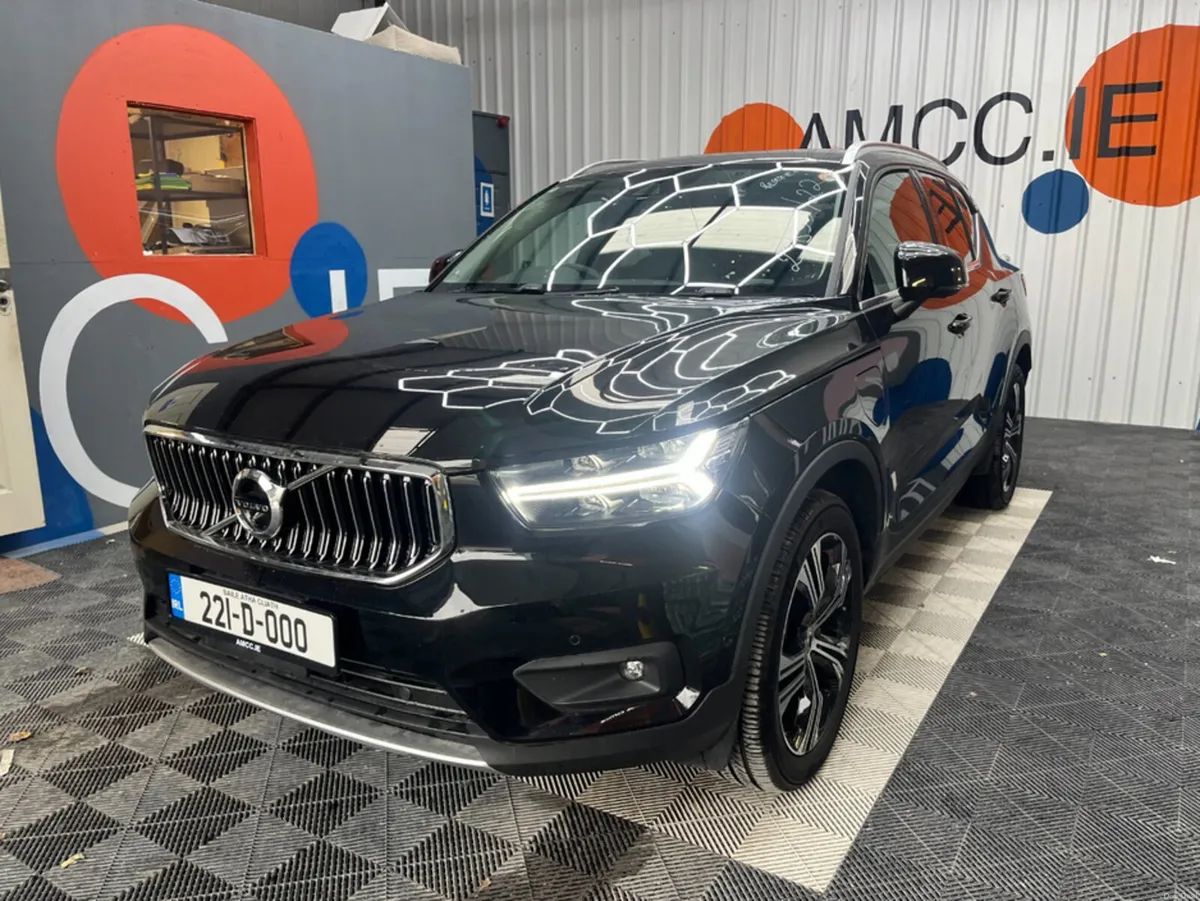 Volvo XC40 2022 VOLVO XC40 RECHARGE PLUG-IN HYBRID - Image 6