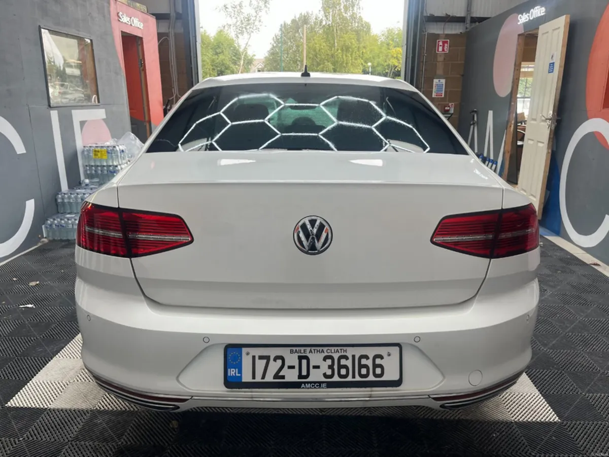 Volkswagen Passat 2017 VOLKSWAGEN PASSAT AUTOMATIC - Image 4