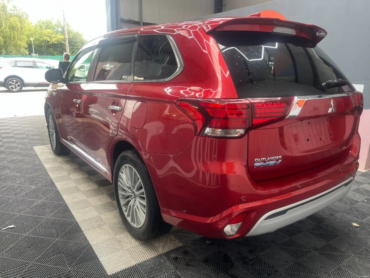 Mitsubishi Outlander 2019 MITSUBISHI OUTLANDER 4WD - Image 5