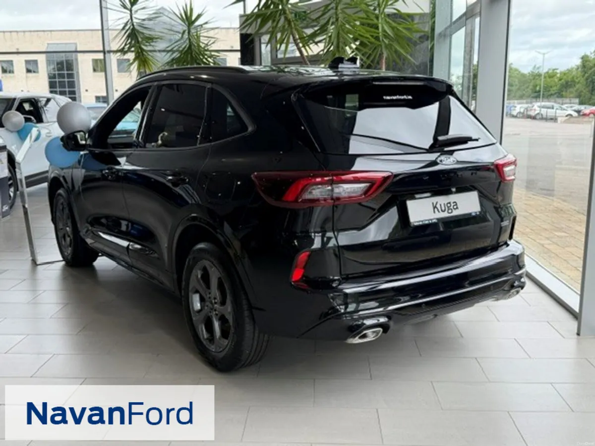 Ford Kuga NEW ST-Line X 2.5 Plug-in Hybrid 243Ps - Image 3