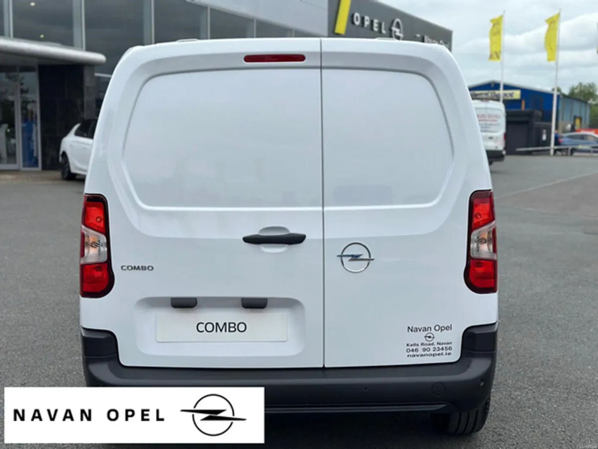 Opel Combo 262 Komfort SWB 1.5TD 100Ps  *LED Headl - Image 5