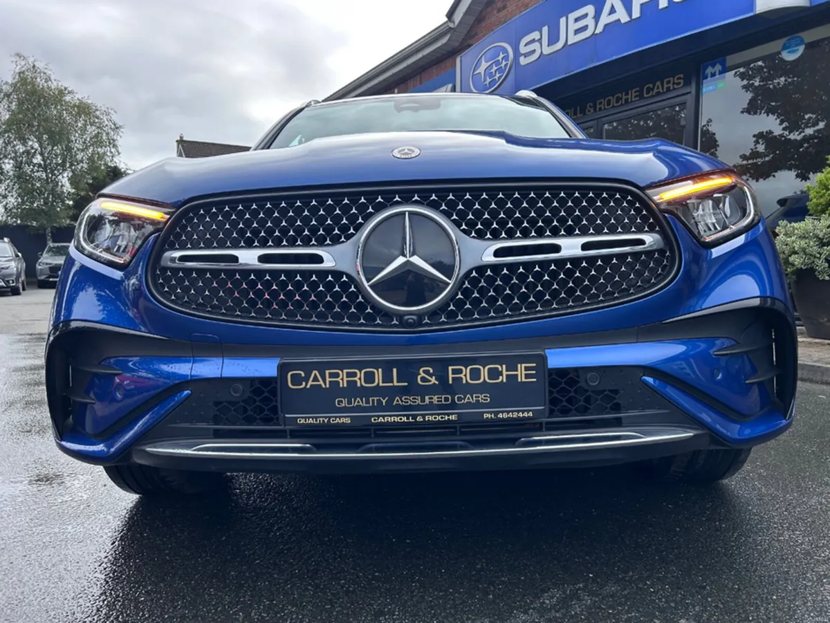 Mercedes-Benz GLC 300 AMG LINE E 4MATIC Beautiful - Image 4
