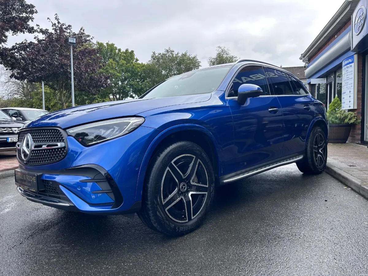 Mercedes-Benz GLC 300 AMG LINE E 4MATIC Beautiful - Image 6