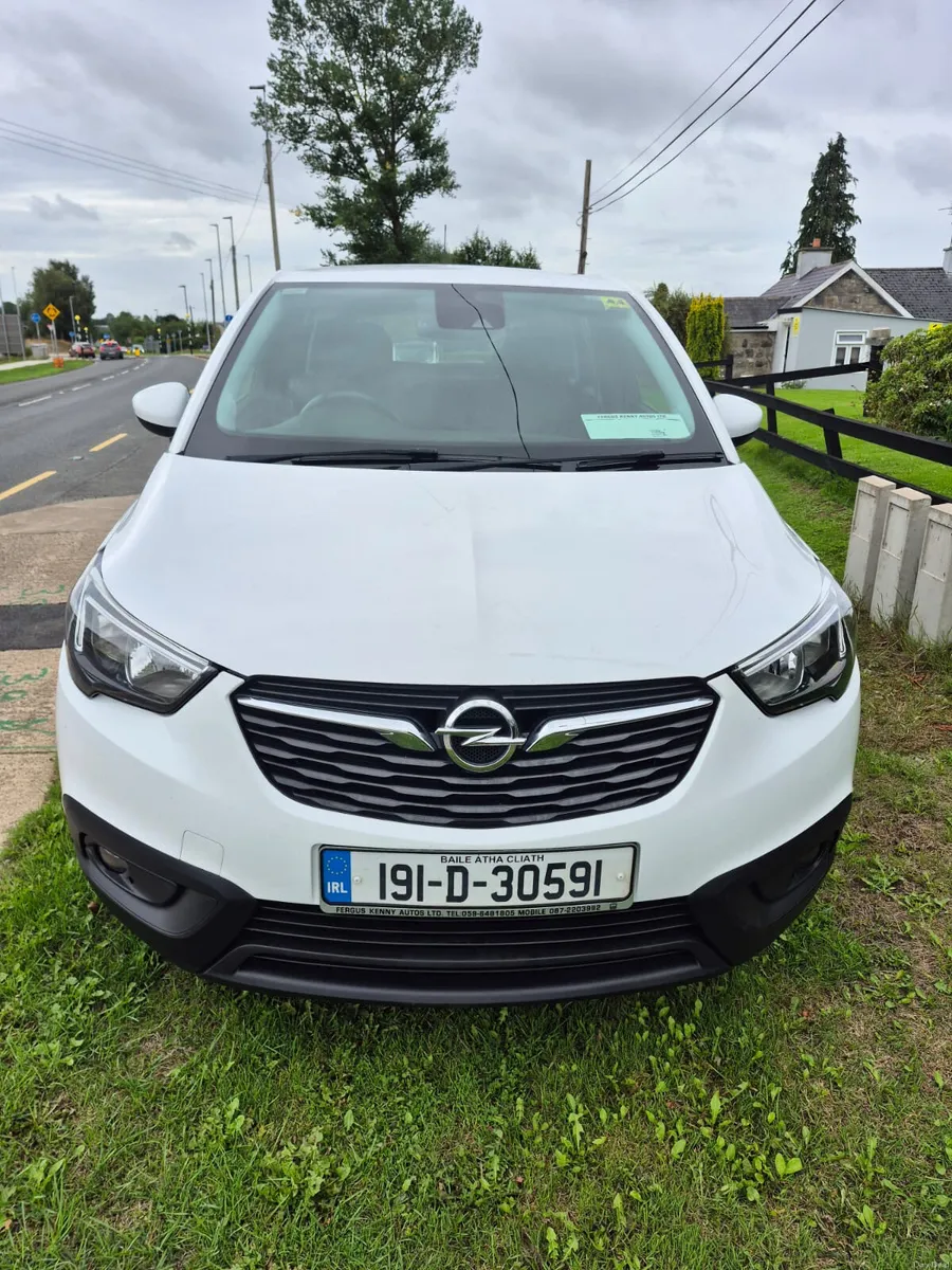 Opel Crossland X 2019 - Image 1