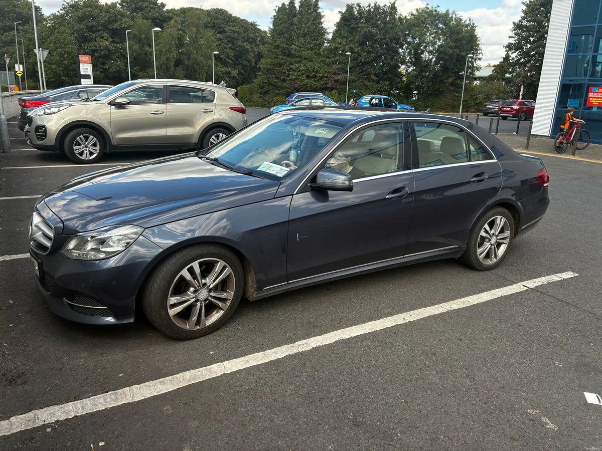 Mercedes E300 blueteck hybrid - Image 1