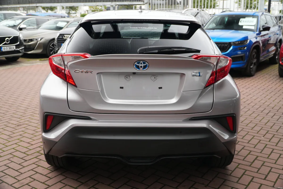 2017 TOYOTA CHR - Image 5