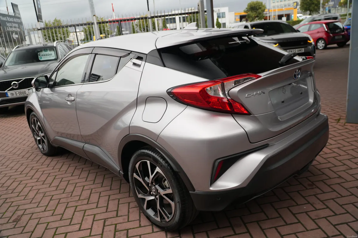 2017 TOYOTA CHR - Image 6