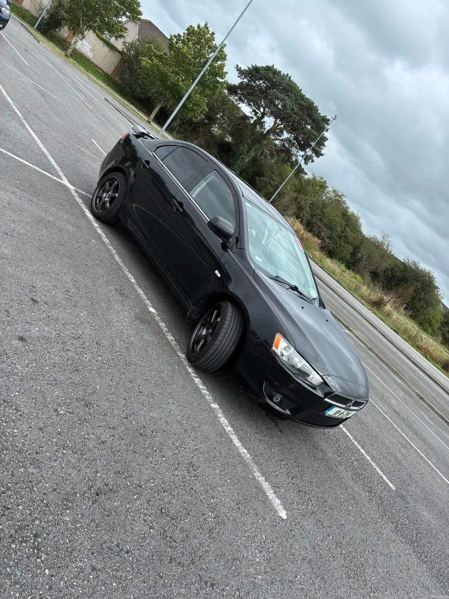 Mitsubishi Lancer NCT(08/27) TAX (07/27) - Image 2