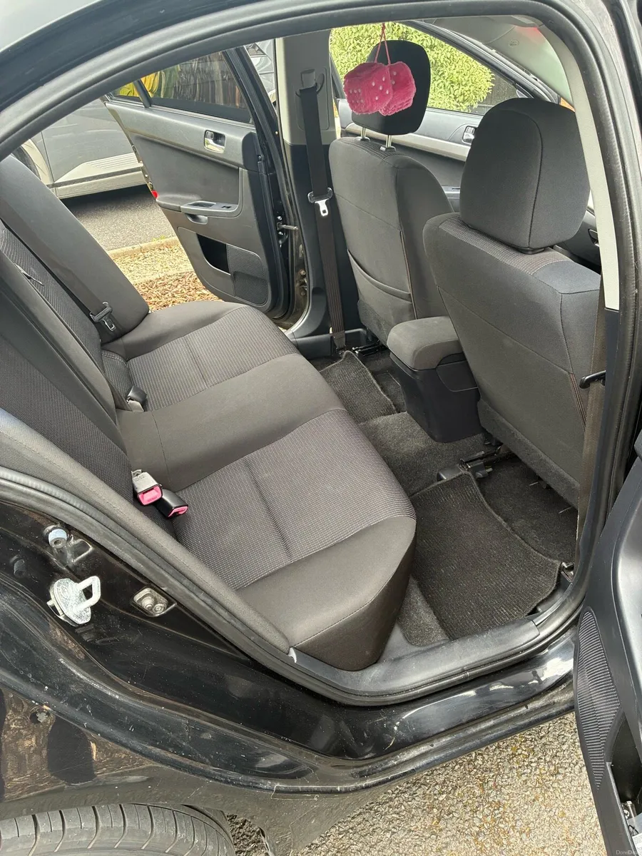 Mitsubishi Lancer NCT(08/27) TAX (07/27) - Image 6
