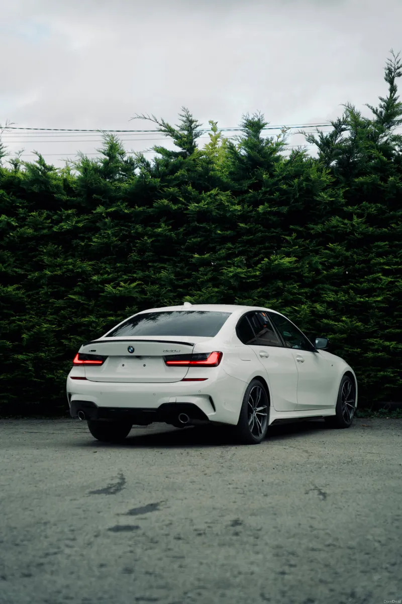 BMW 320D X-DRIVE Msport 2021-LOW MILEAGE - Image 3