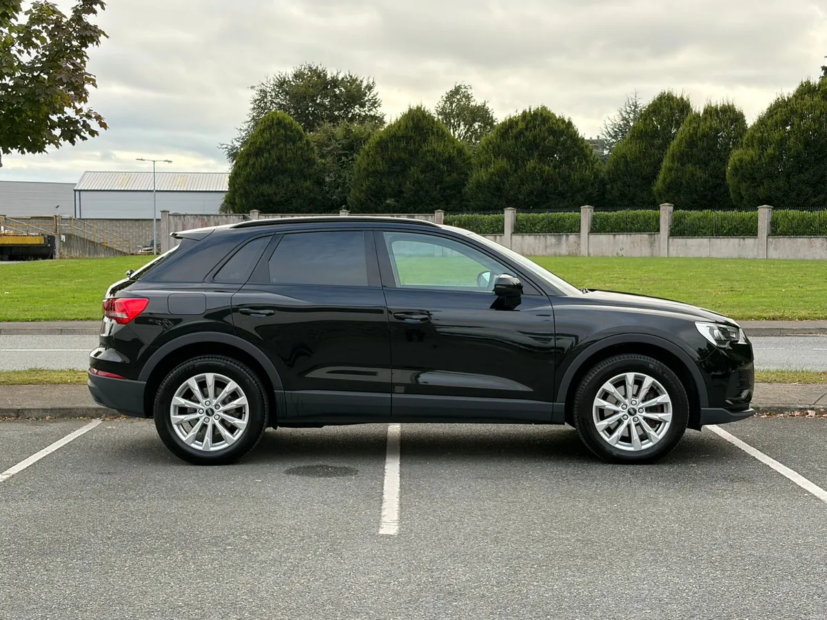 2023 Audi Q3 1.4 E-Tron Auto Low kms - Image 3