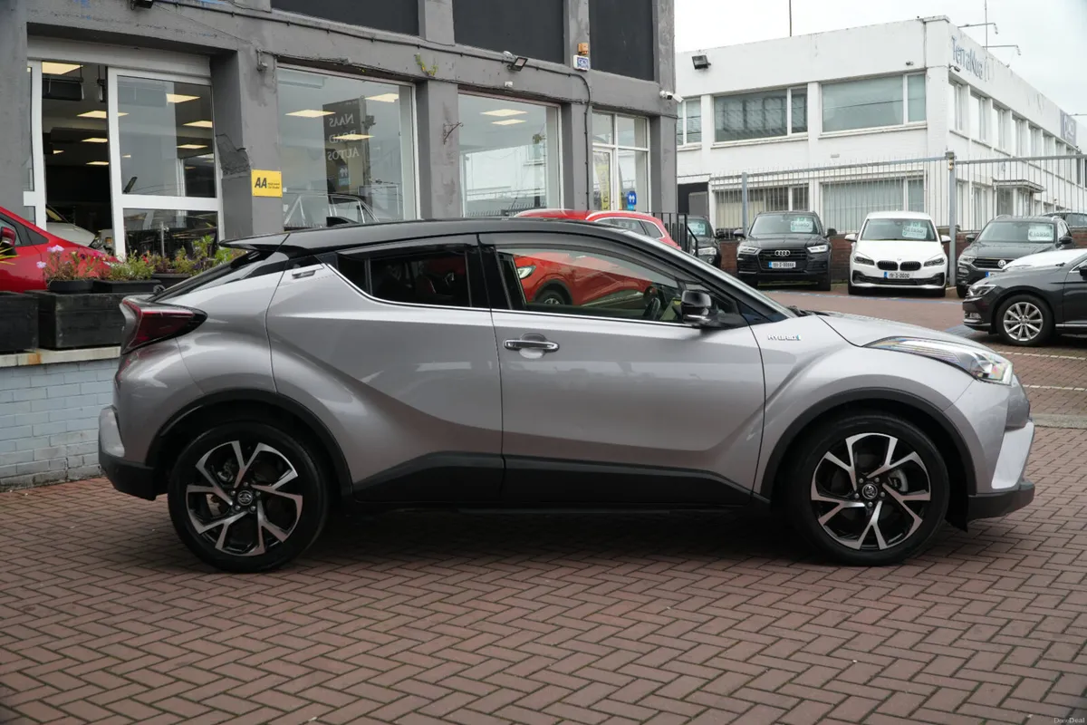 2018 TOYOTA CHR - Image 3