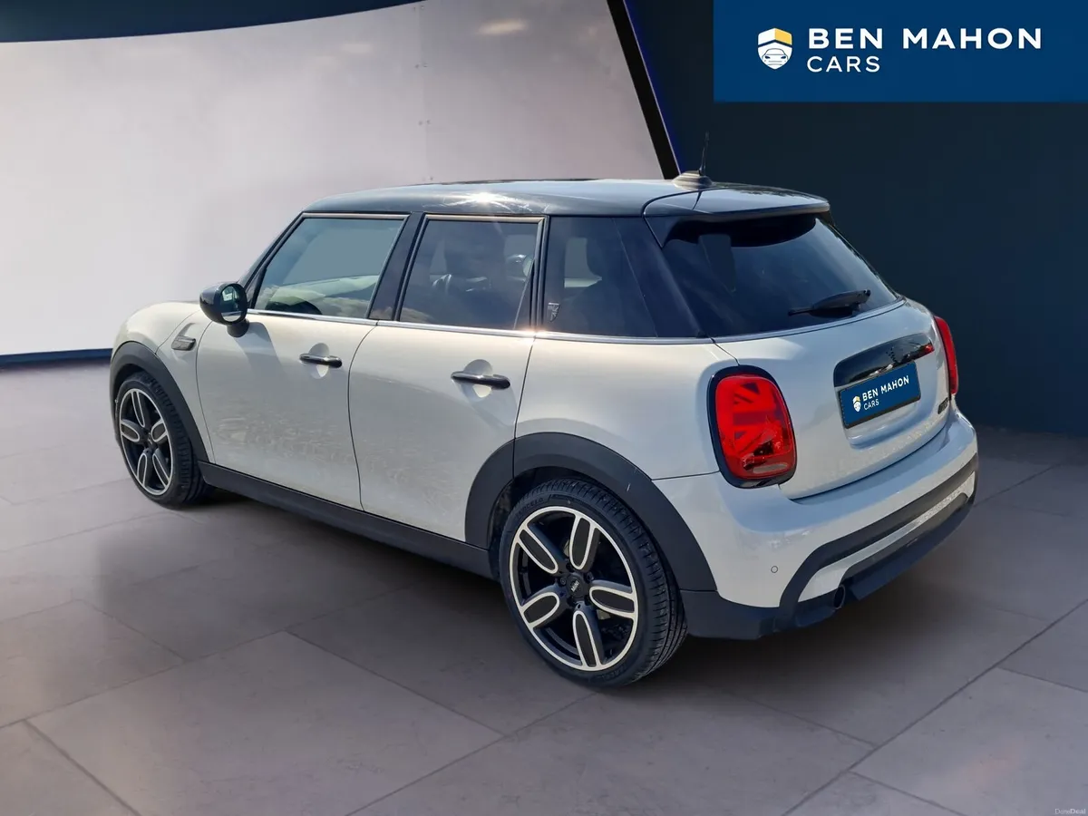 2022 MINI Cooper Exclusive 1.5 Petrol Automatic 5- - Image 3