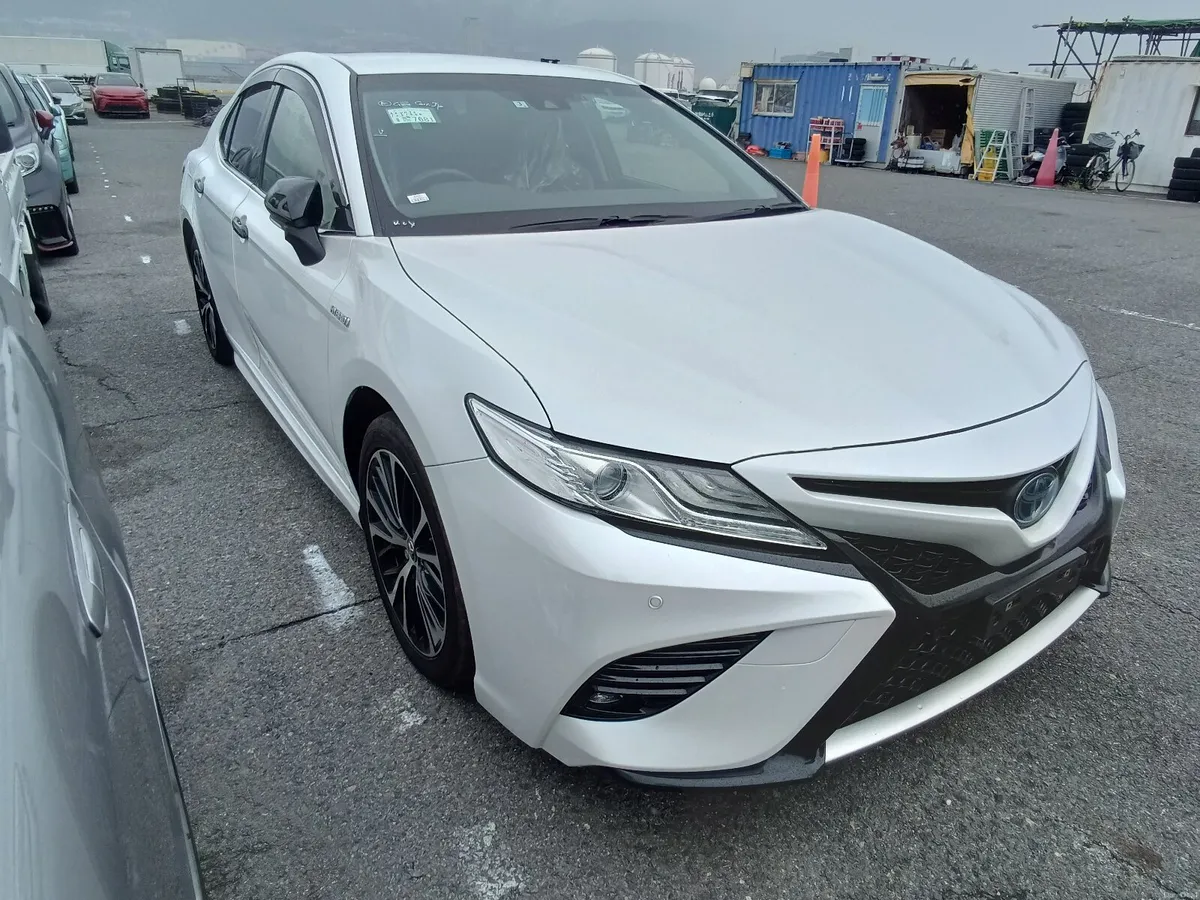 Toyota Camry 2019 - Image 1