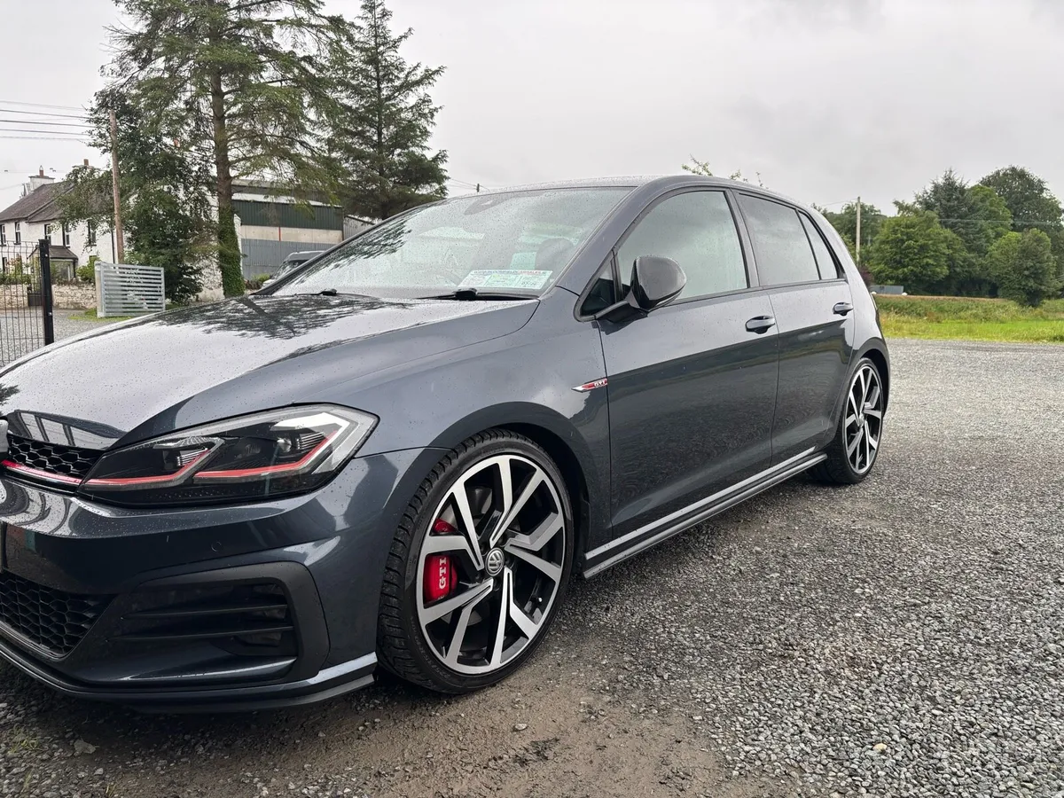 VW Golf GTI Performance - Image 1