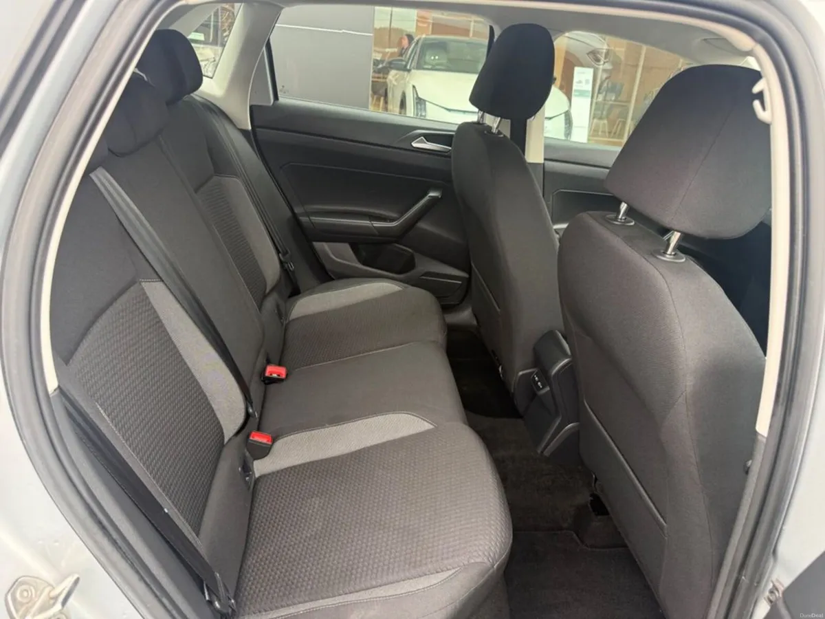 Volkswagen Polo Life 1.0 TSI 95HP M5F 5DR - Image 4