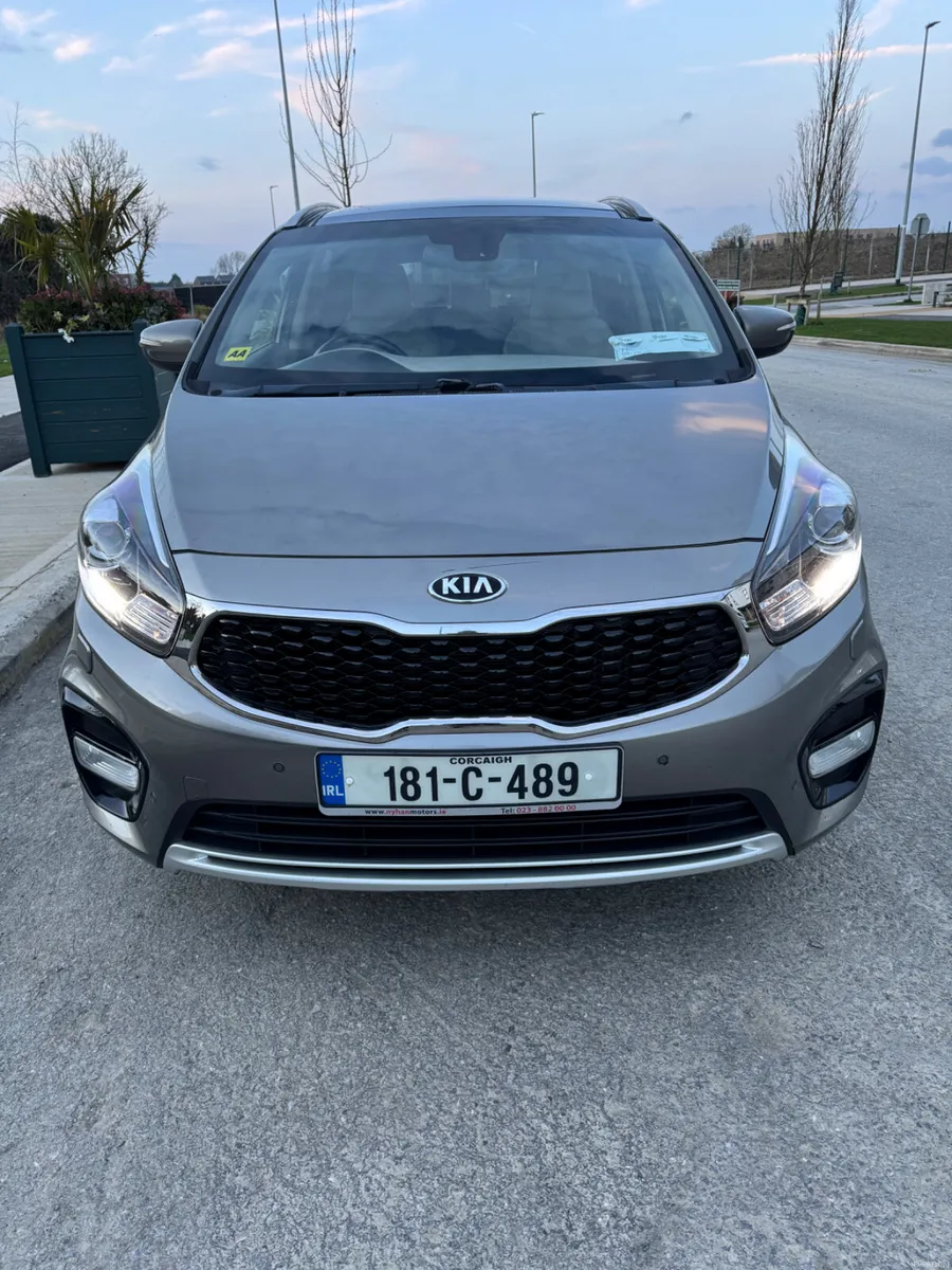 Stunning Kia Carens 2018 Top Spec with Long NCT - Image 1