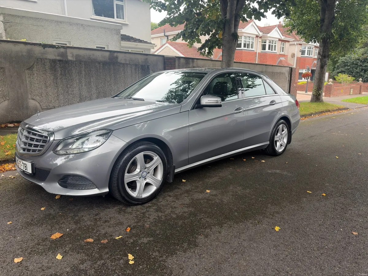 2014 Mercedes E200 - Image 3