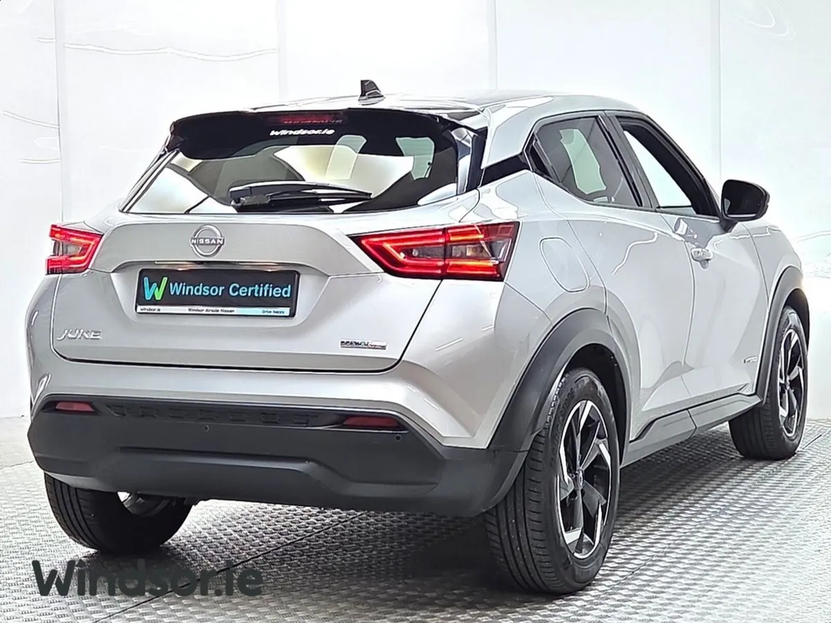 Nissan Juke HYBRID 1.6 SV PREMIUM 2k Scrappage - Image 2