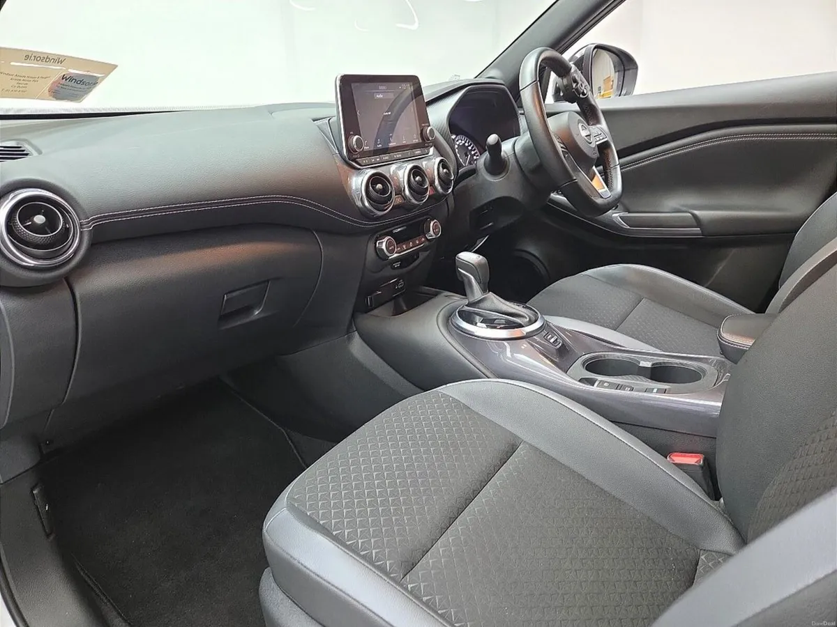 Nissan Juke HYBRID 1.6 SV PREMIUM 2k Scrappage - Image 4