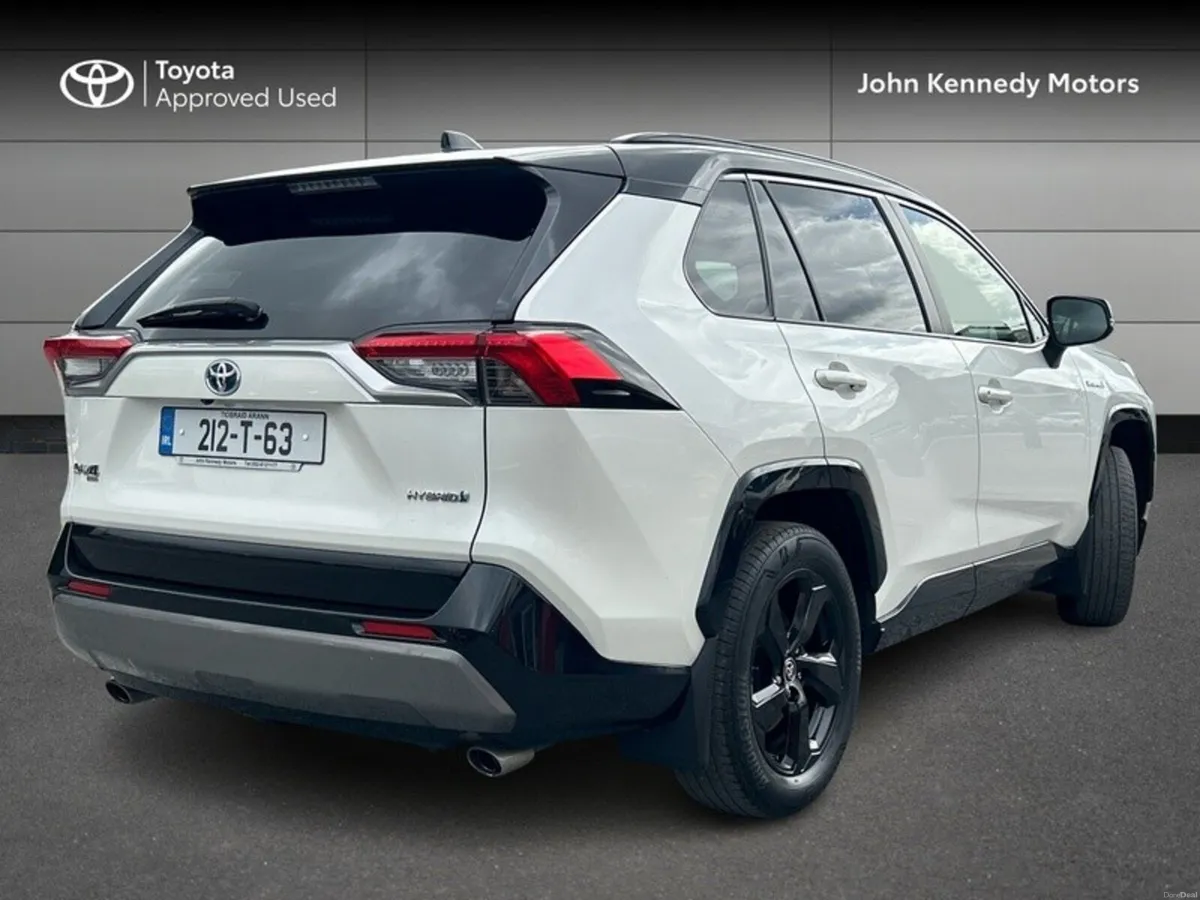 Toyota RAV4 HYBRID SPORT - Image 2