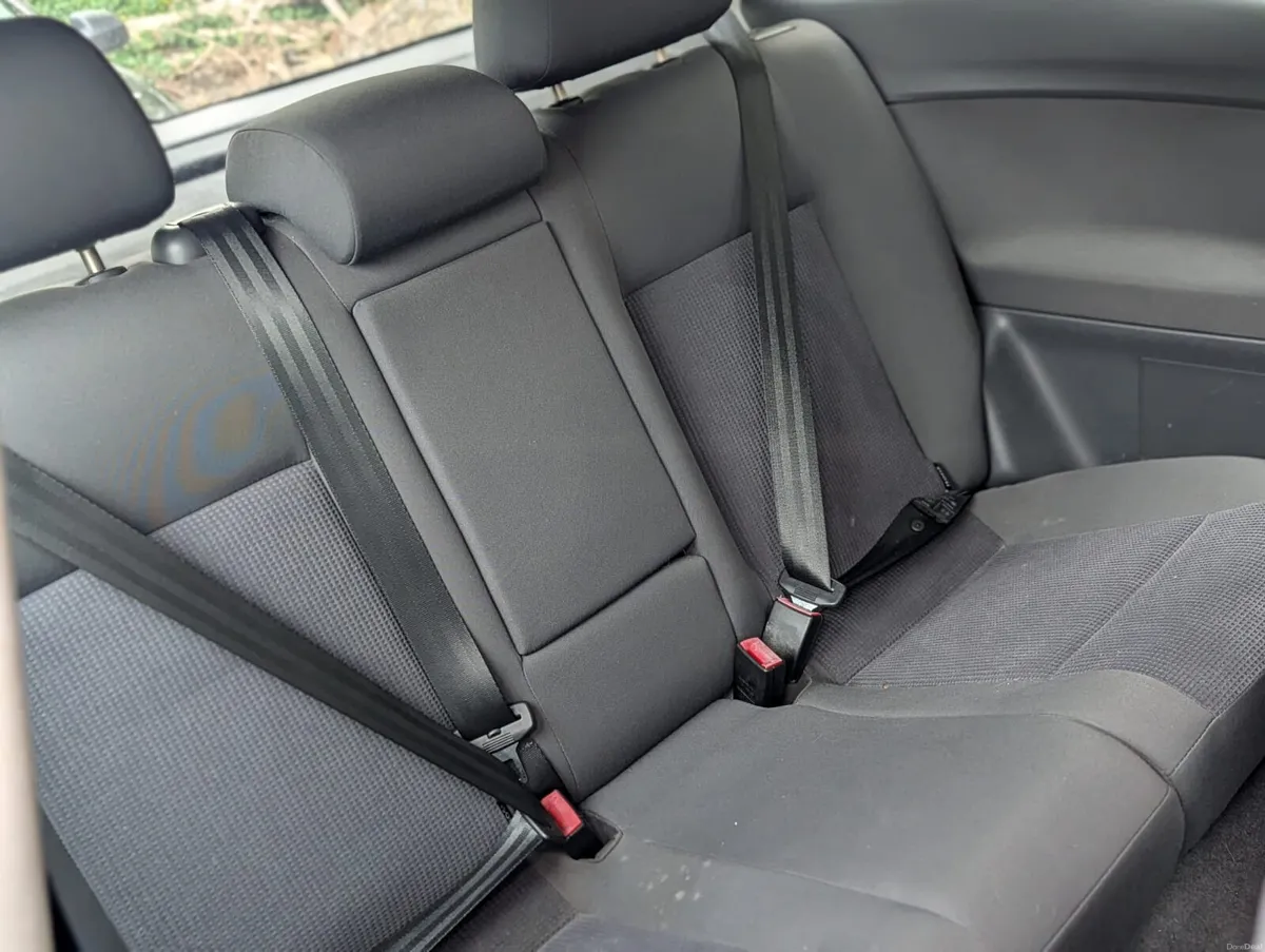 2005 Volkswagen Polo - Image 5