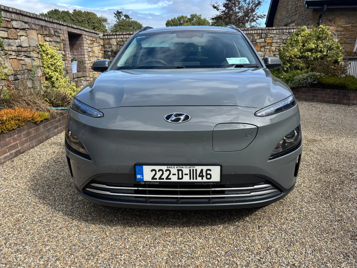 222 Hyundai Kona 64 KW premium electric - Image 3