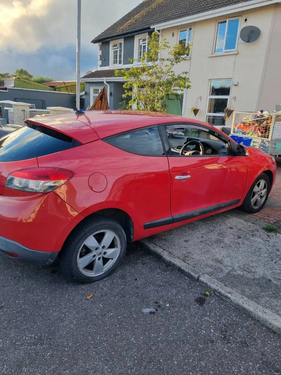 Renault megane coupe 1.5dci sat nav - Image 4
