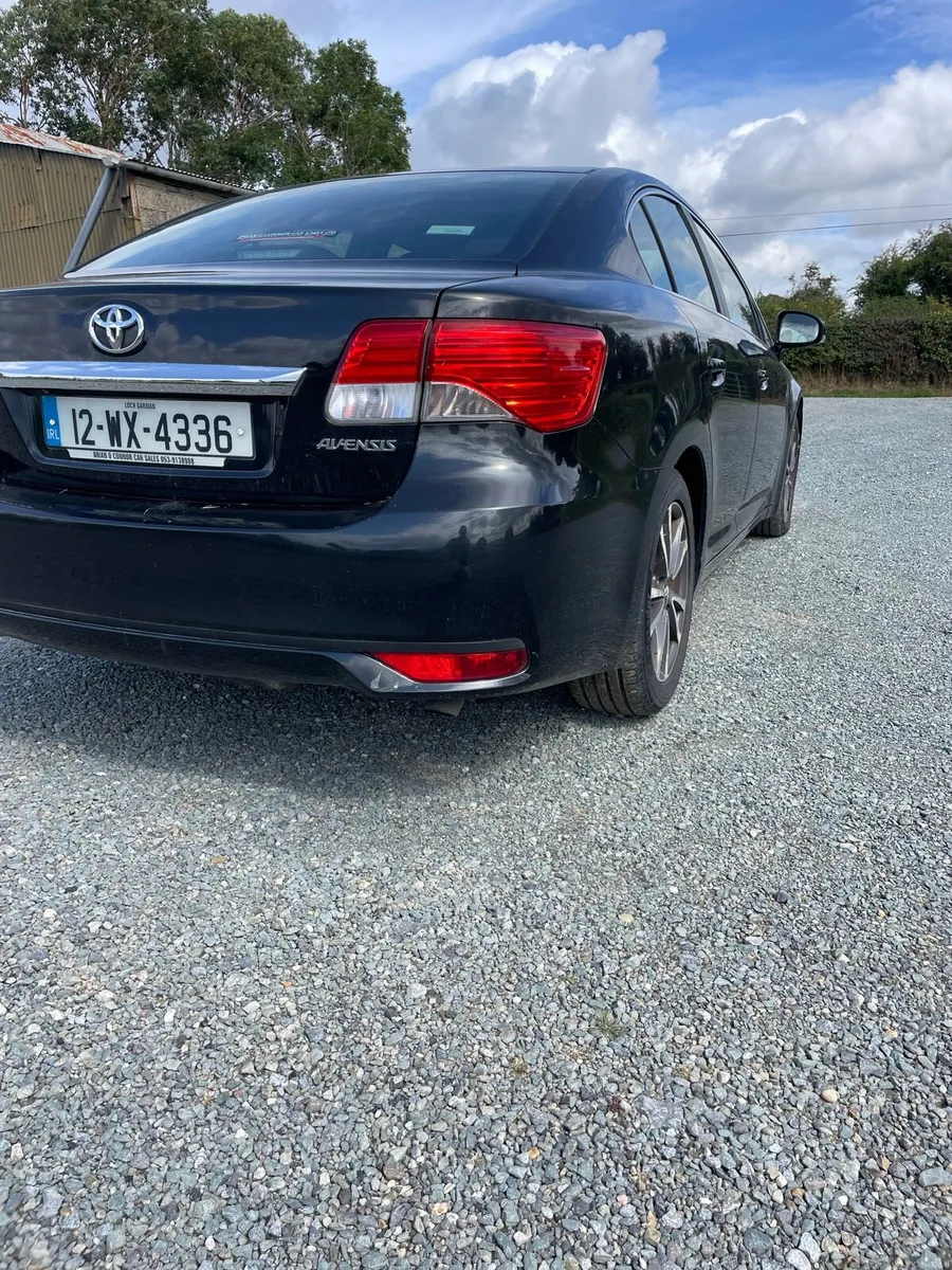 Toyota avensis - Image 5