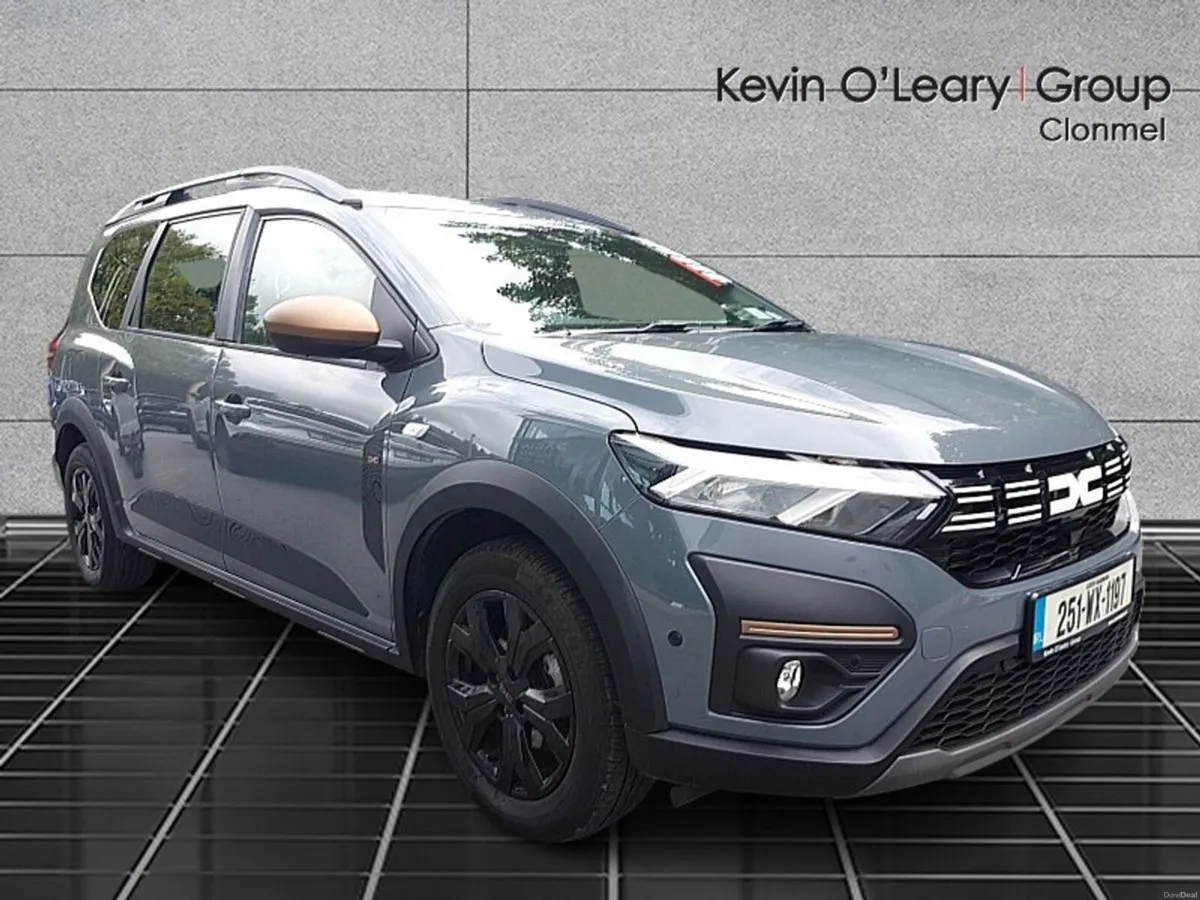 Dacia Jogger Extreme HEV 145 Auto - Image 1