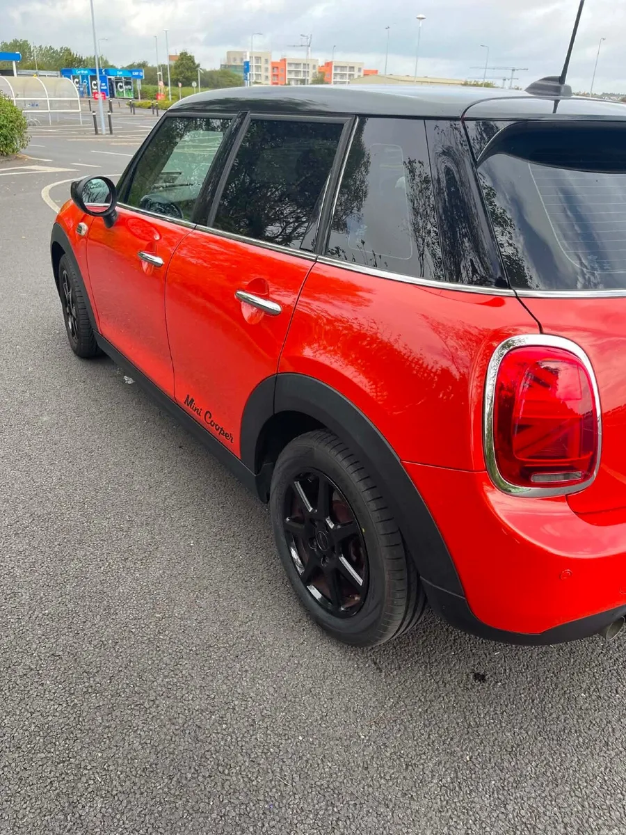 Mini One 2020 - Image 2