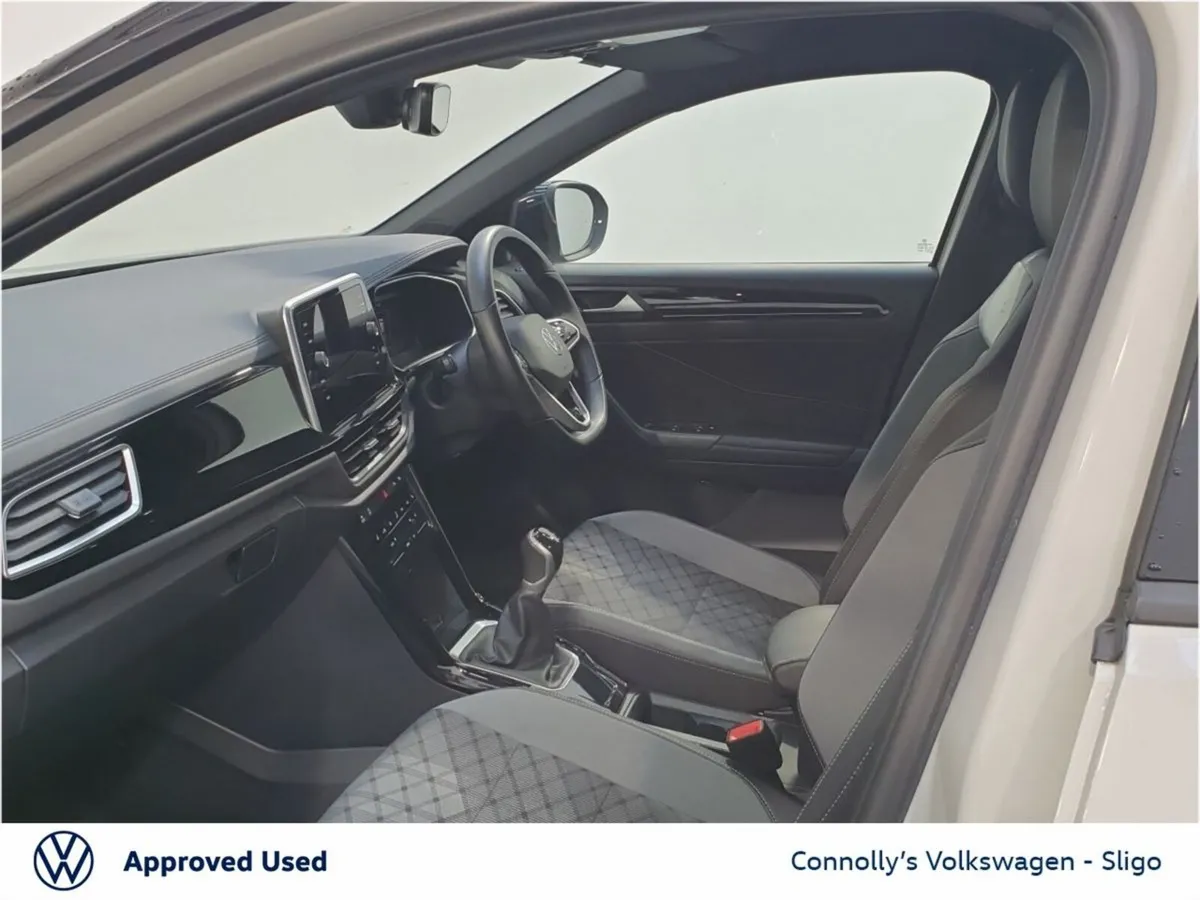 Volkswagen T-Roc RLINE 1.0TSI 110HP - Image 4