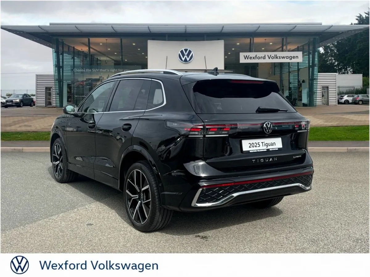 Volkswagen Tiguan R Line 1.5 TSI Phev DSG - Image 2