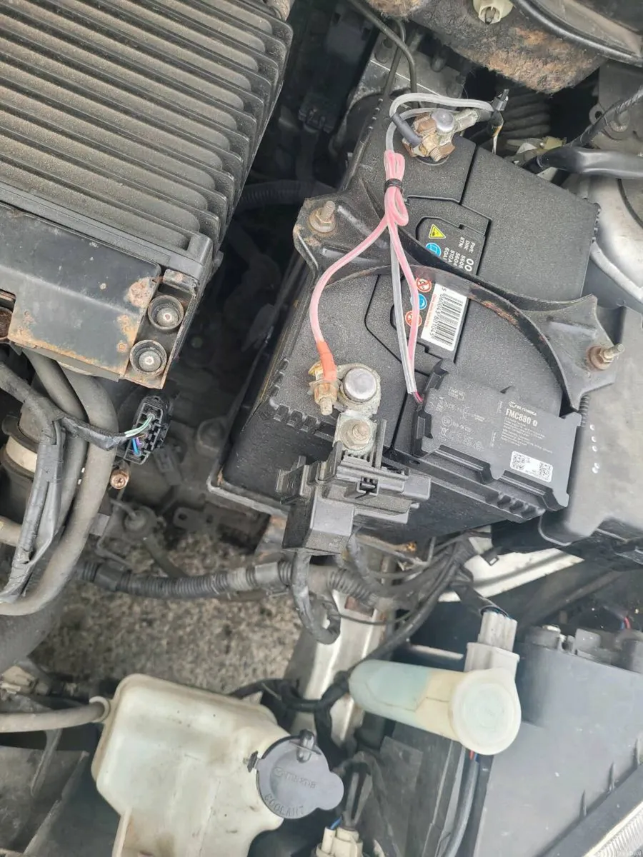 Car - Image 6