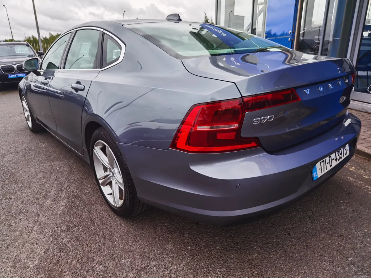 VOLVO S90 2.0 D3 MOMENTUM GEARTRONIC AUTOMATIC - Image 6