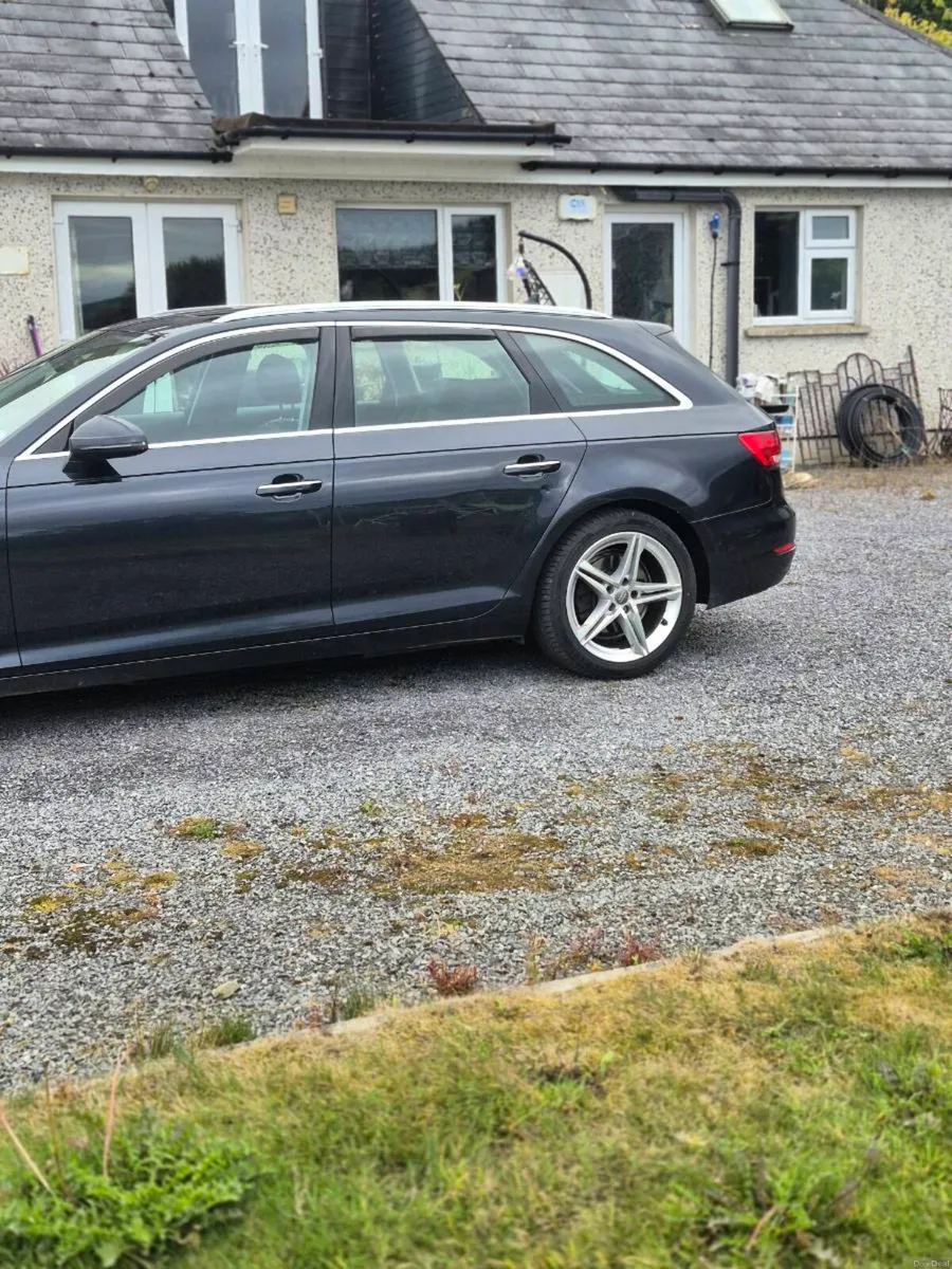 Audi A4 quattro 2.0TDI 190 Sport - Image 4
