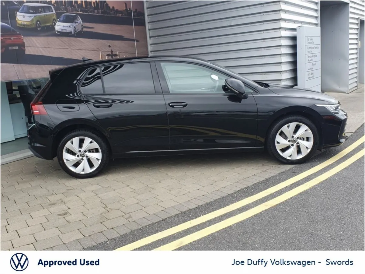 Volkswagen Golf GOLF EDI 75 PHEV 1.5 TSI 150HP - Image 6