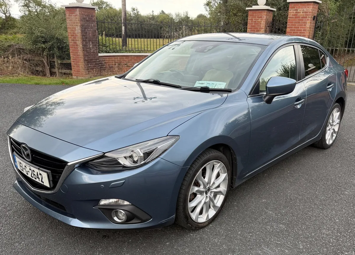 Mazda 3 - Image 1