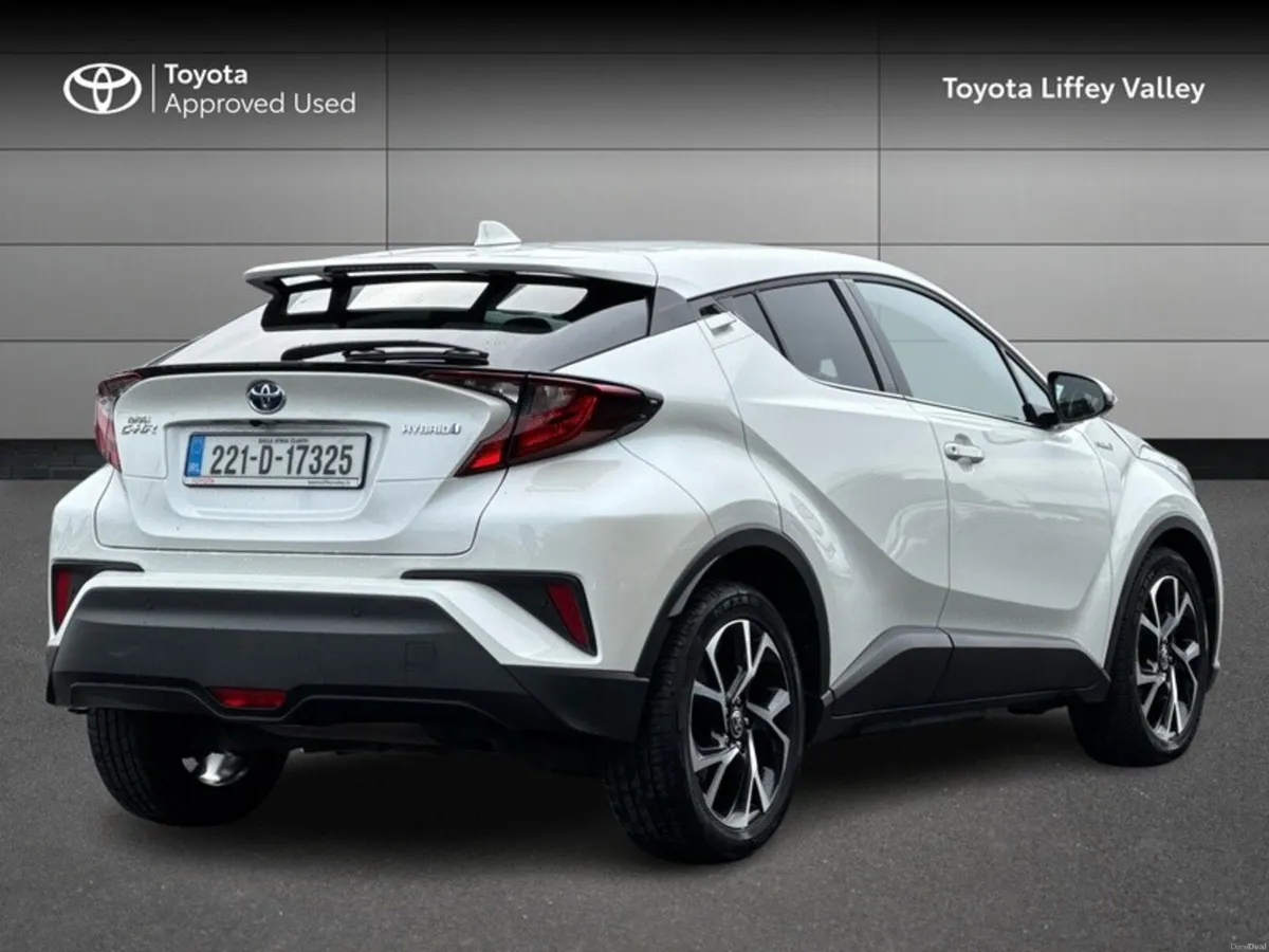Toyota C-HR C-HR 1.8 HYBRID SPORT - Image 2