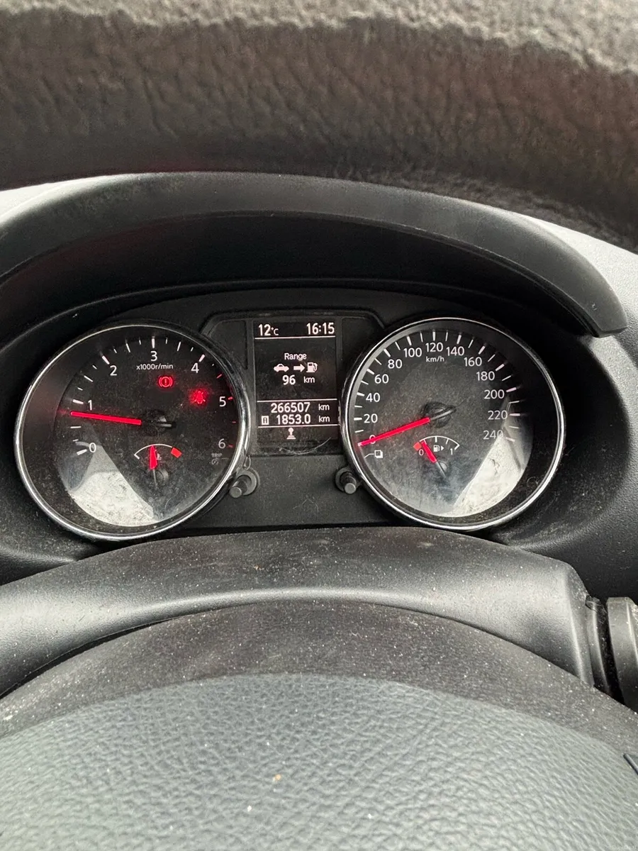2013 Nissan quashqai (fresh nct )7 seat - Image 6