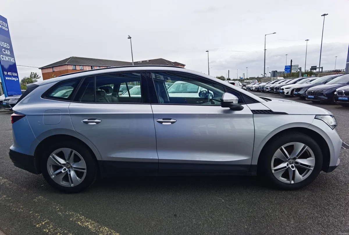 SKODA ENYAQ IV 60 **94.4% BATTERY STATE OF HEALTH* - Image 4