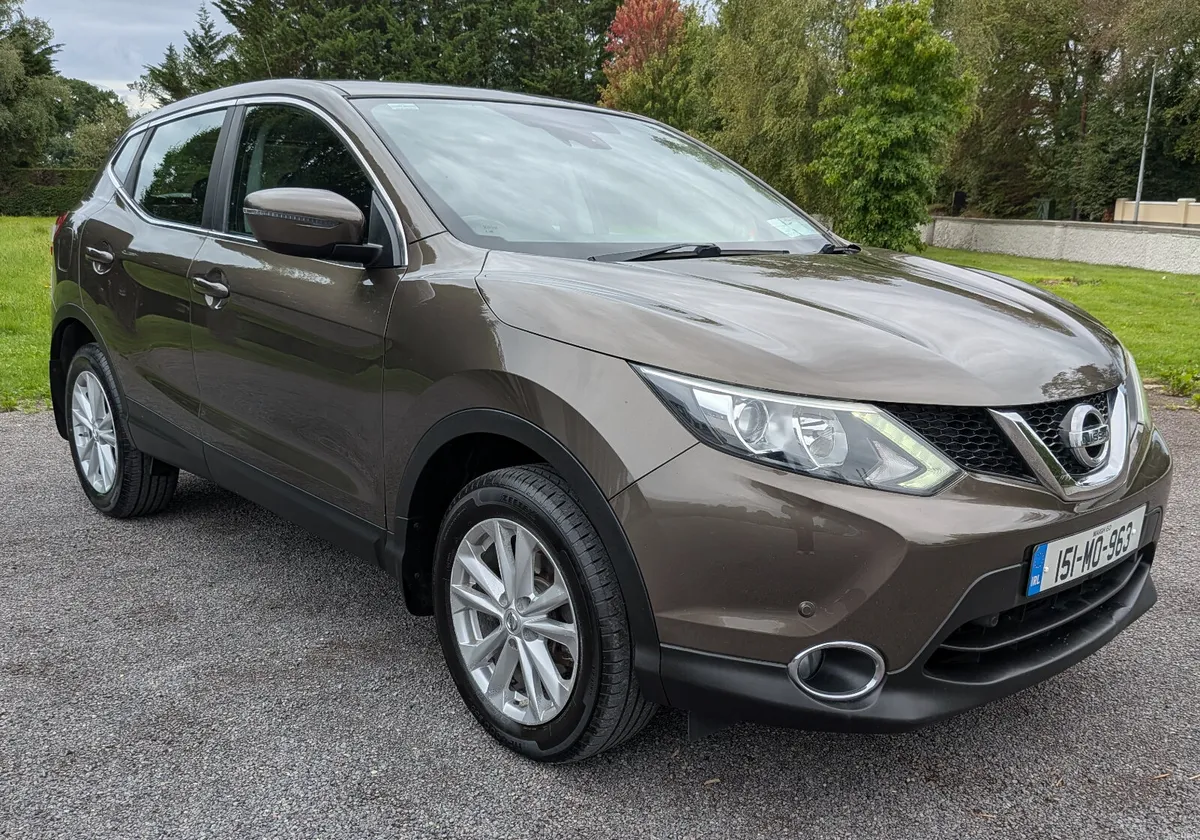 Nissan Qashqai 2015 LOW KMS /FULL SERVICE HISTORY - Image 1