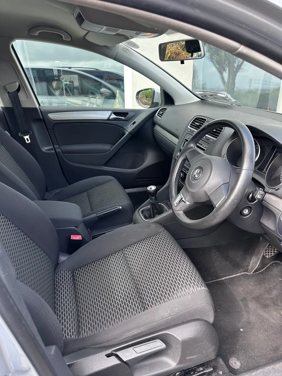 Volkswagen Golf TSI 2012 - Image 5