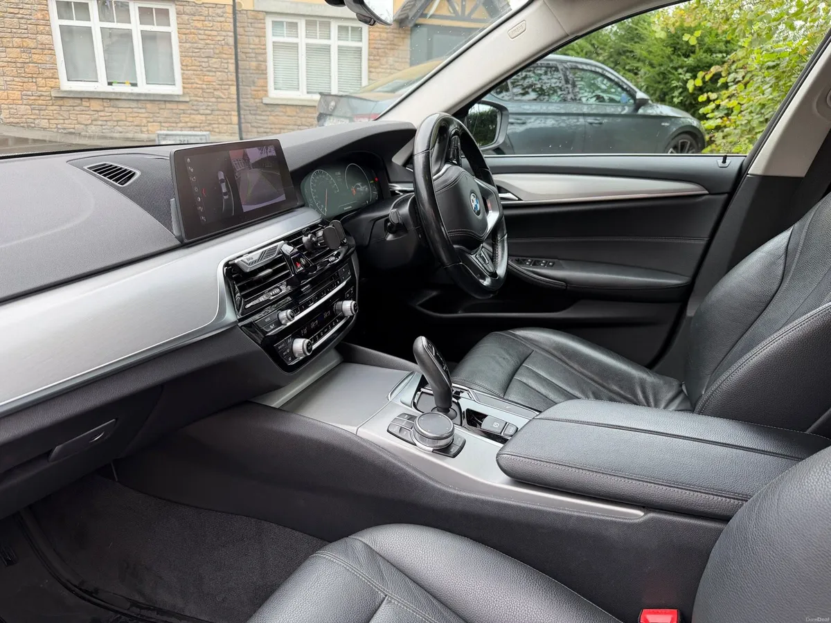 BMW G30 520d - Image 5