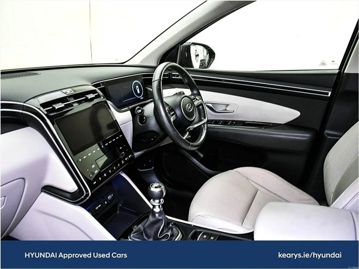 Hyundai Tucson 2WD Executive Plus PTG - Image 5