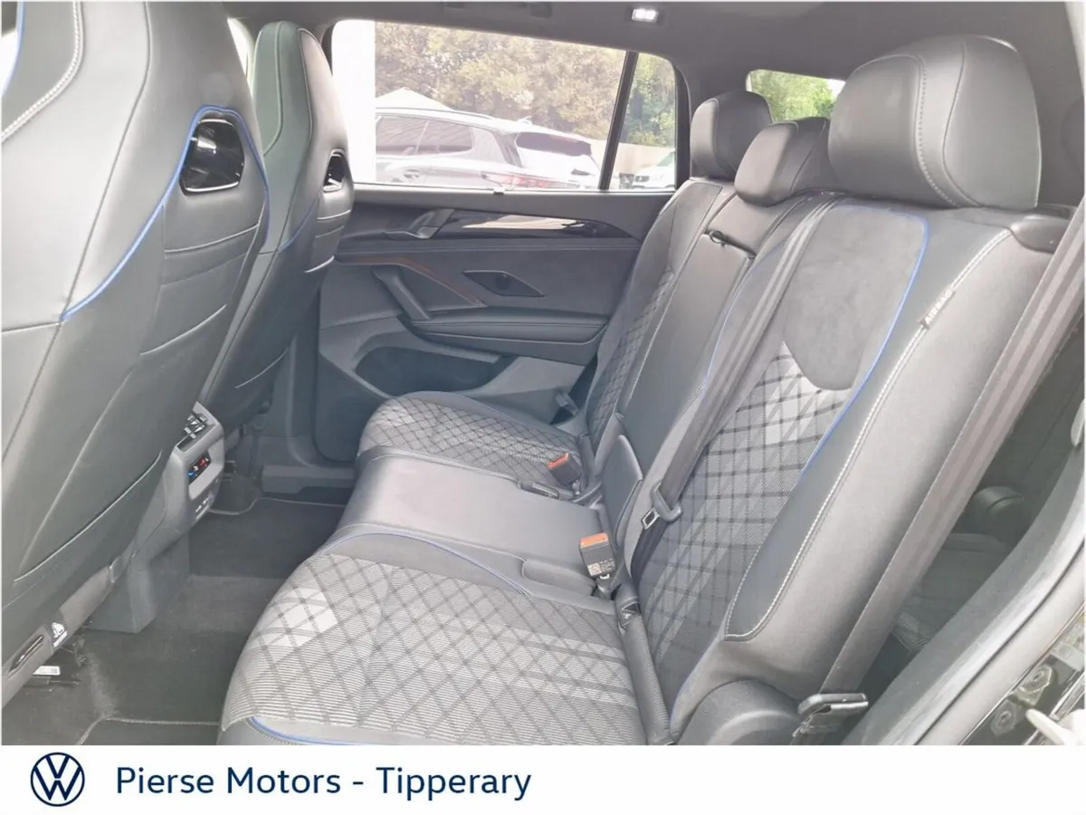 Volkswagen Tayron 2.0 TDI 150HP R-LINE 75 DSG BLAC - Image 6
