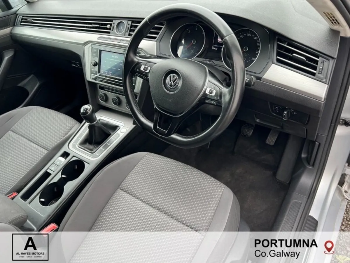 Volkswagen Passat 1.6 TDI 120HP Trendline - Image 6