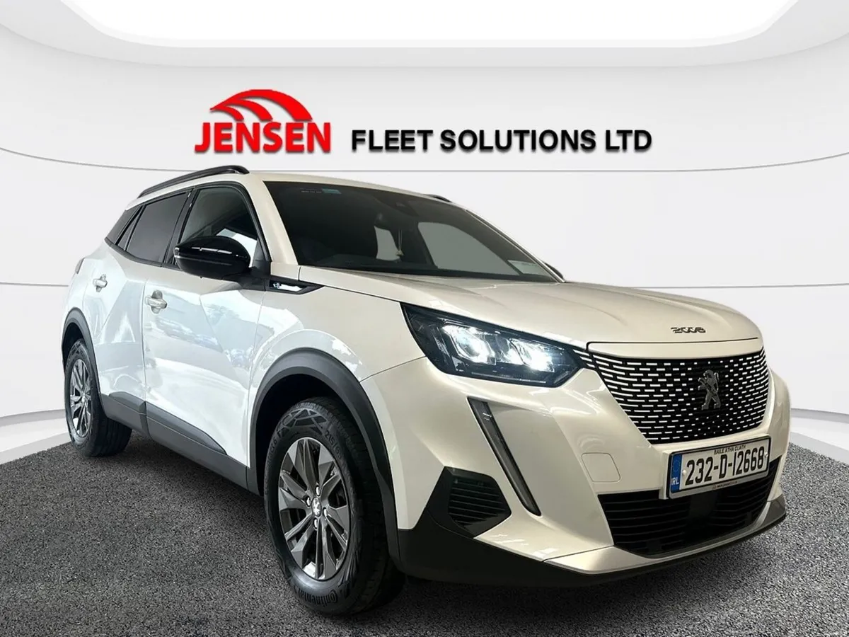 Peugeot 2008 *TINY MILEAGE* Electric 136bhp (50 kW - Image 1