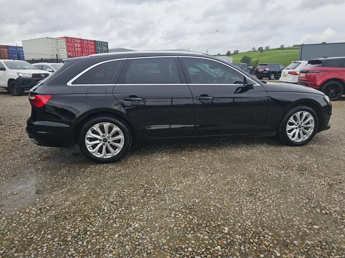 Audi A4 Technik 30 2022 - Image 4
