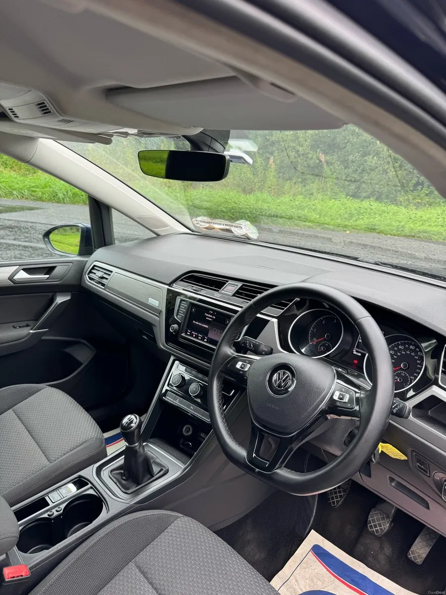 Vw Touran 1.6 Diesel HighLine - Image 4